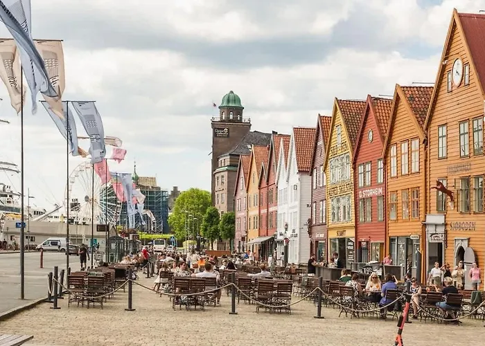 Dinbnb Homes I Historical 1850 House דירה