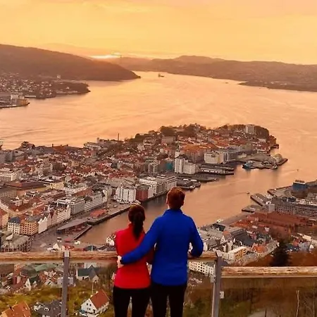 Dinbnb Homes I Historical 1850 House Bergen