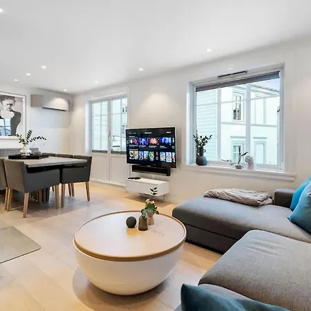 Dinbnb Homes I Historical 1850 House Apartamento
