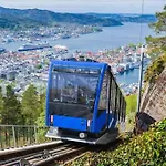 Dinbnb Homes I Historical 1850 House Bergen